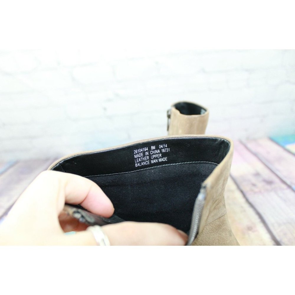Clarks Artisan Mission Manor Distress Brown Leather Zip Ankle Boots Size 8 M - Picture 7 of 9